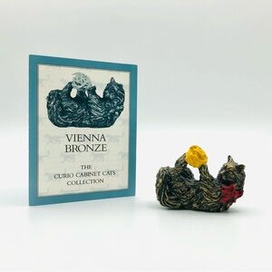 The Franklin Mint Curio Cabinet Cats - Vienna Bronze
